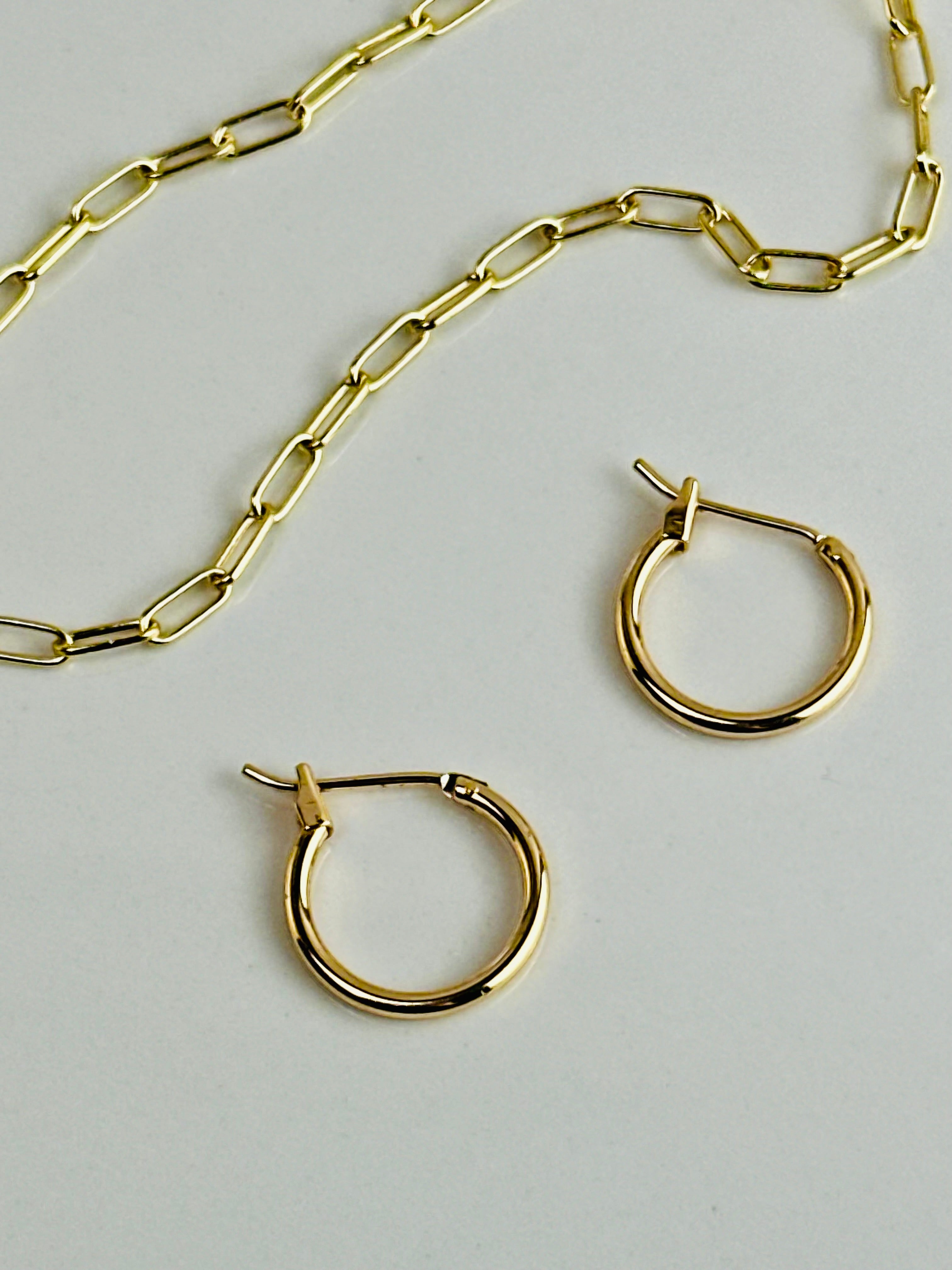 15mm gold-plated hoop earrings – lightweight, hypoallergenic, and tarnish-resistant
