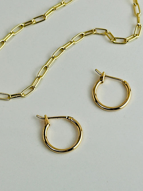 15mm gold-plated hoop earrings – lightweight, hypoallergenic, and tarnish-resistant