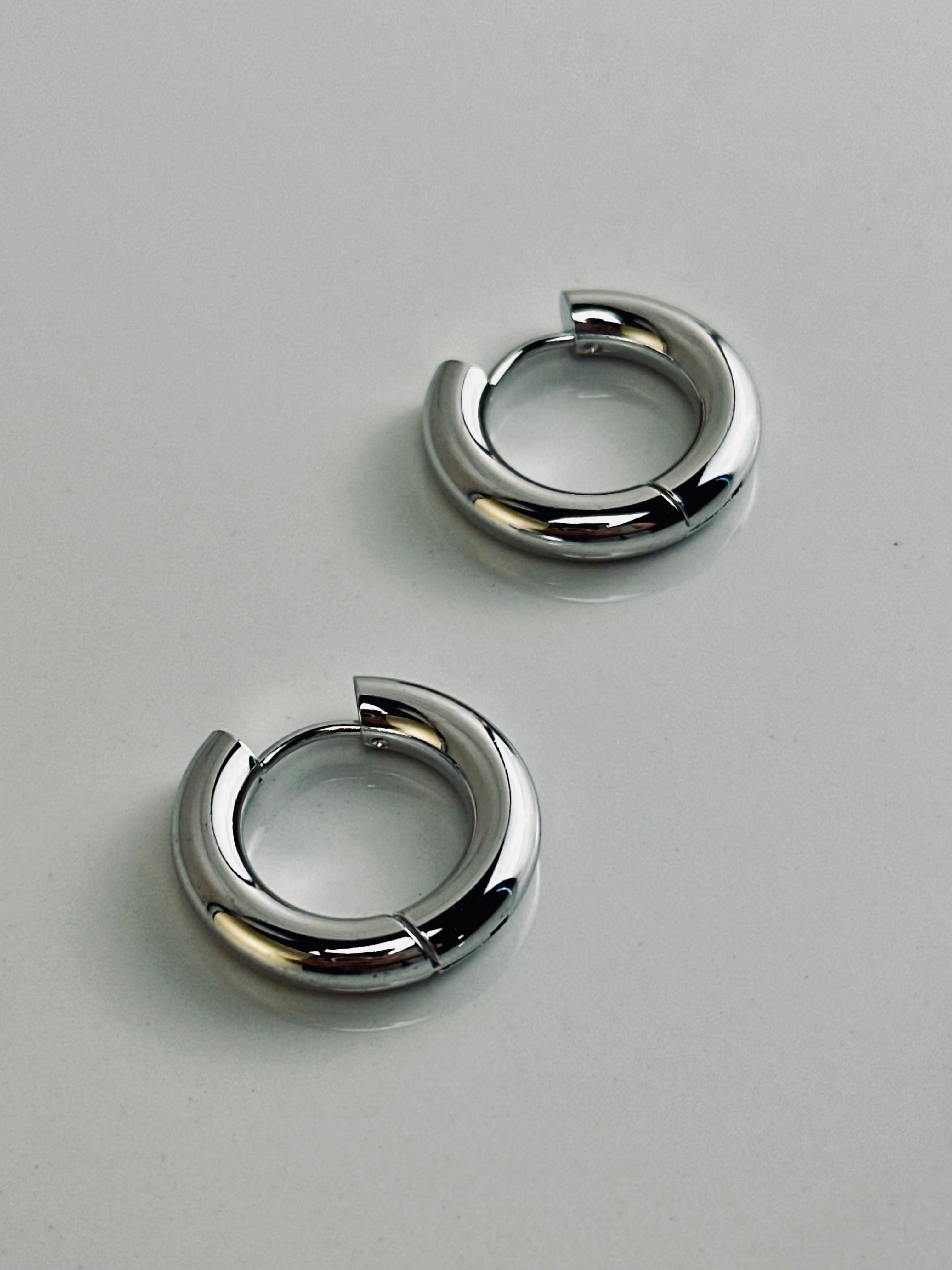 Silver dangle/hoop earrings – lightweight and graceful design